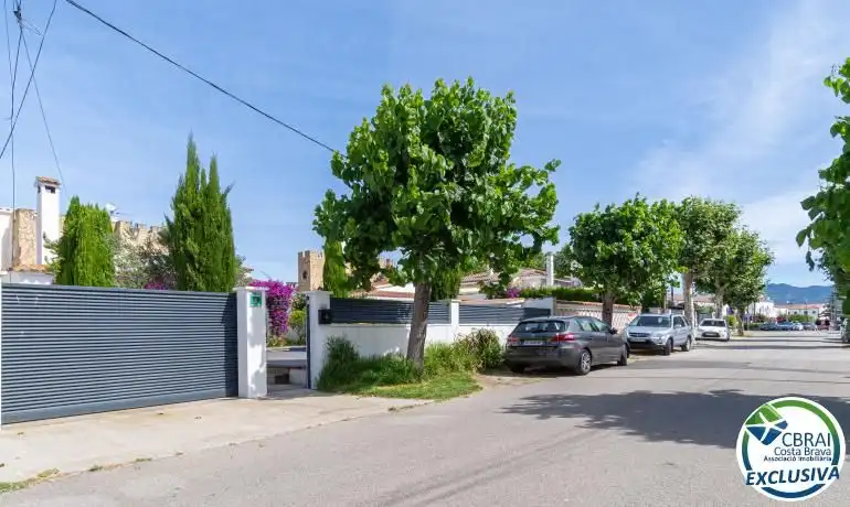 Casa amb piscina en venda a Calle Peni, imagen 27