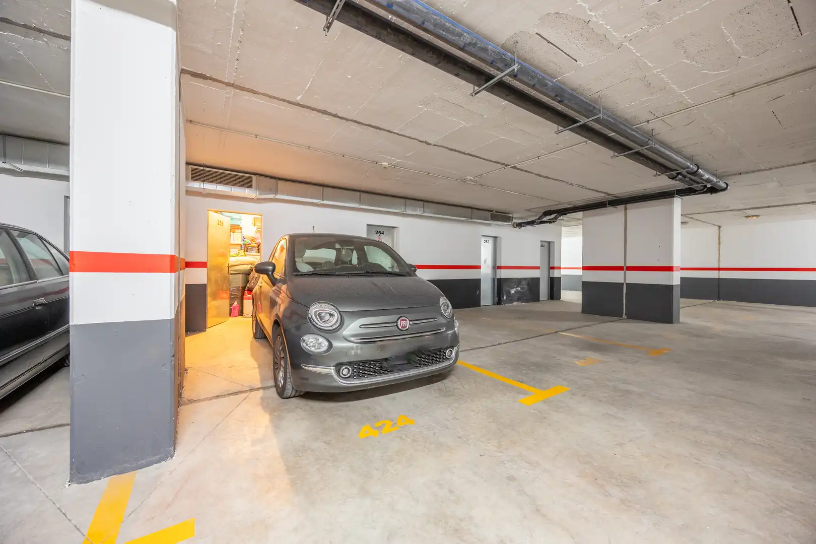 Parking de Piso en venta en Las Palmas de Gran Canaria con Trastero, Piscina y Amueblado