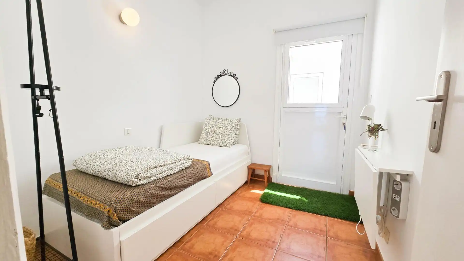 Bedroom of Flat for sale in San Cristóbal de la Laguna  with Terrace and Community pool