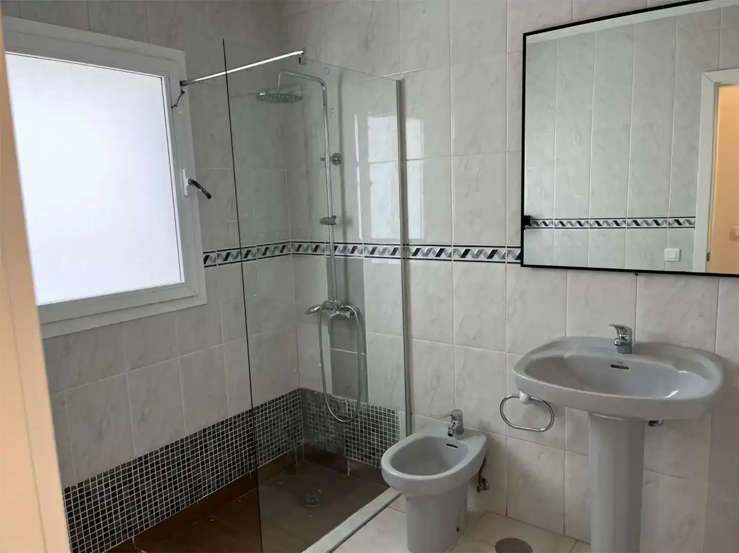 Badezimmer von Maisonette zum Verkauf in Pájara mit Klimaanlage