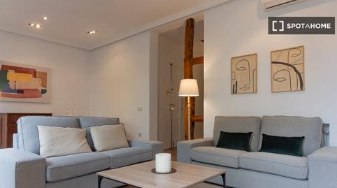 Foto 3 de Apartament per a compartir a Almagro, Madrid