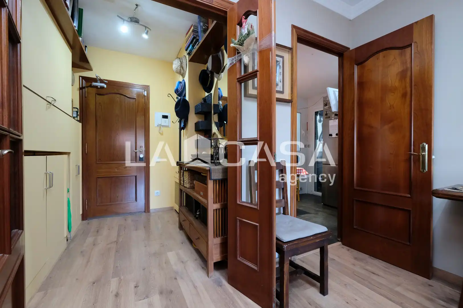 Piso en venta en Barcelona con Balcón