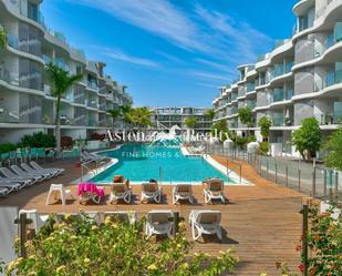 Vista exterior de Apartament en venda en Arona amb Aire condicionat, Jardí privat i Terrassa