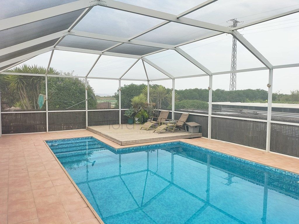 Piscina de Casa o xalet en venda en Puerto Lumbreras