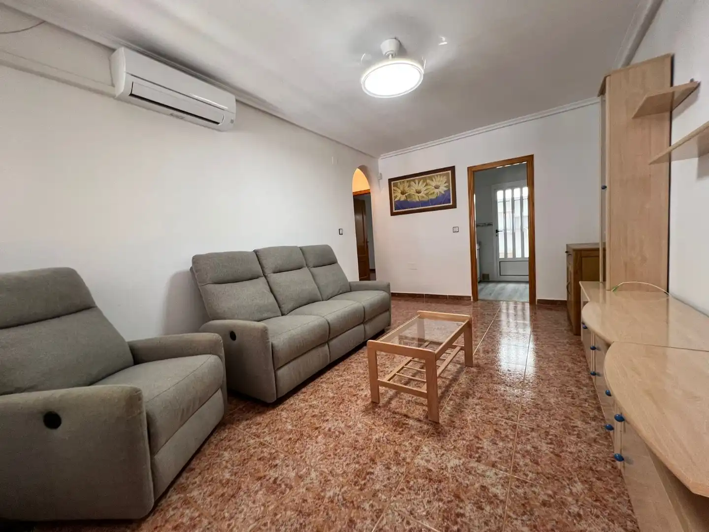 Sala de estar de Planta baja en venta en Orihuela con Aire acondicionado, Terraza y Piscina