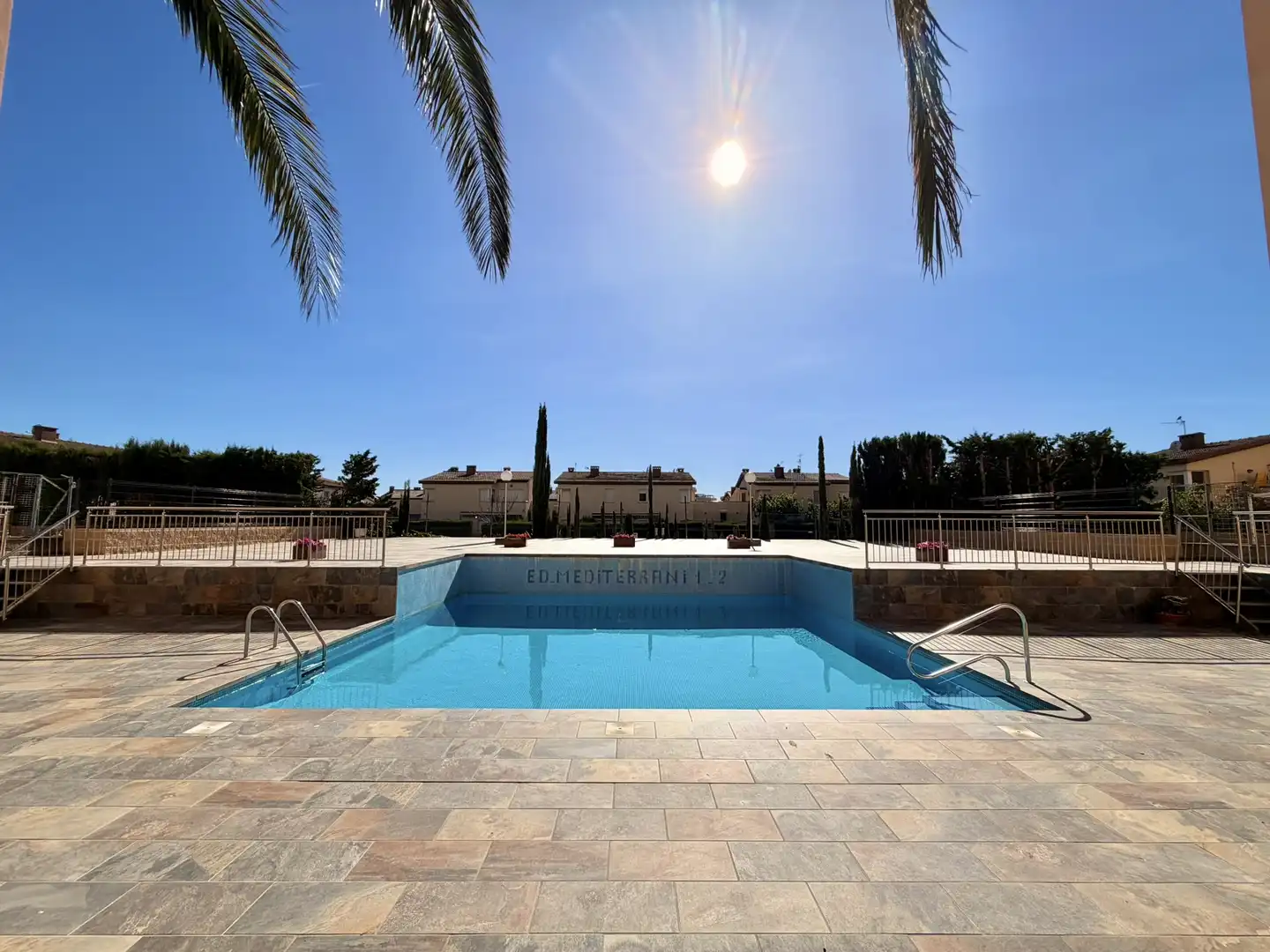 Piscina de Pis en venda en Roses amb Calefacció, Jardí privat i Piscina
