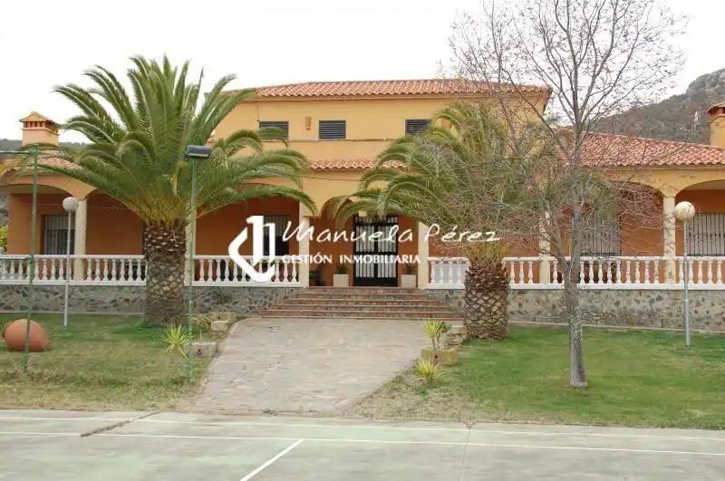 Casa en venda a Sierra de Fuentes