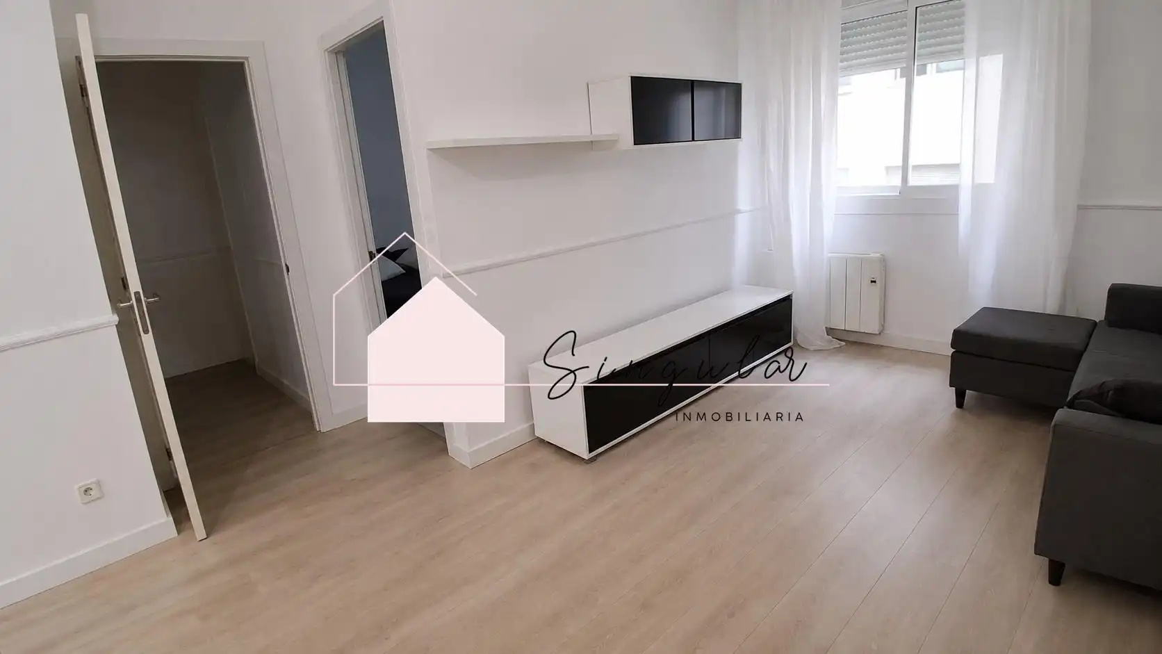Habitación de Piso en venta en Vigo  con Calefacción y Amueblado