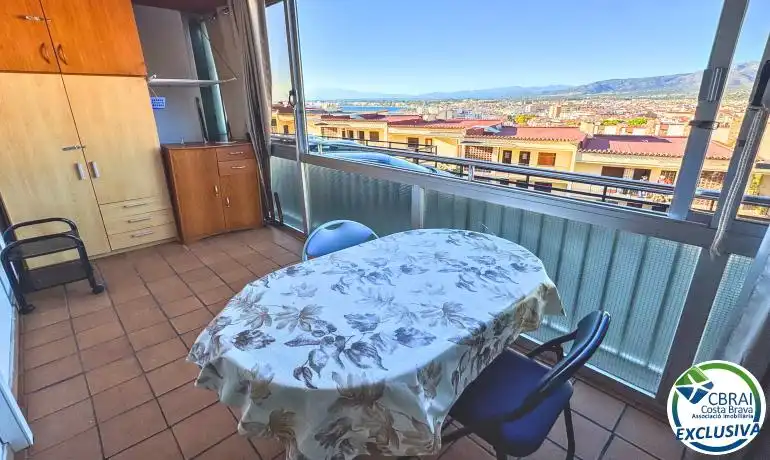Apartamento con jardín en venta en Almadrava - Canyelles - Puig-Rom, imagen 3