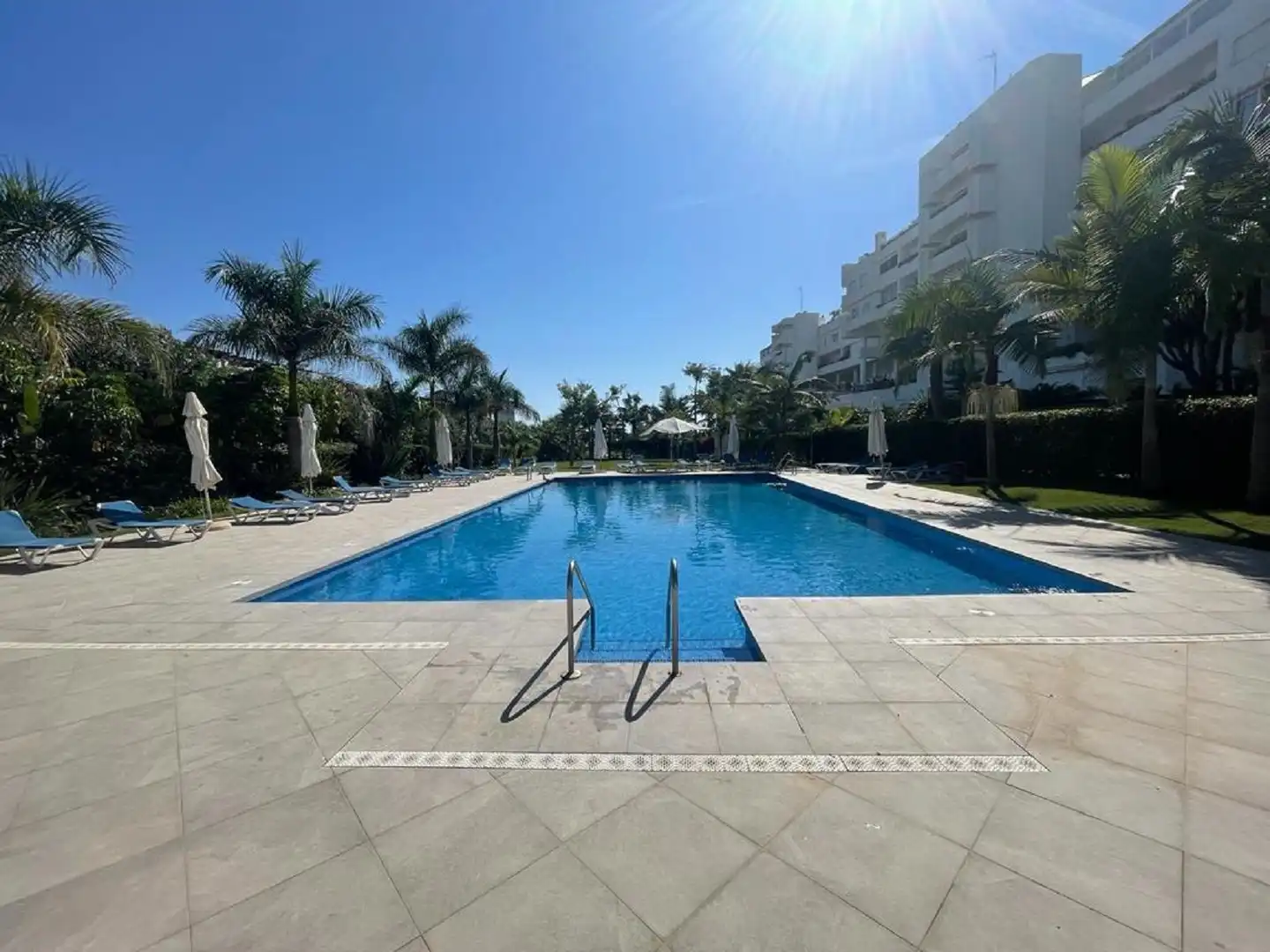 Piscina de Apartamento en venta en Marbella con Aire acondicionado, Terraza y Trastero