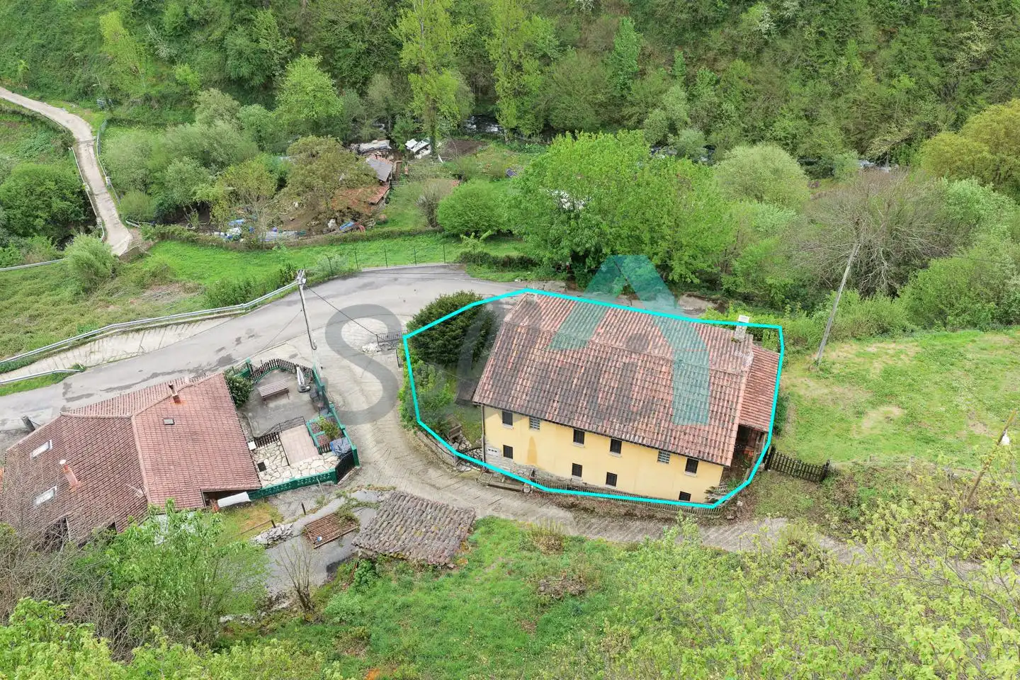 Casa o chalet en venta en Quirós con Calefacción, Jardín privado y Terraza