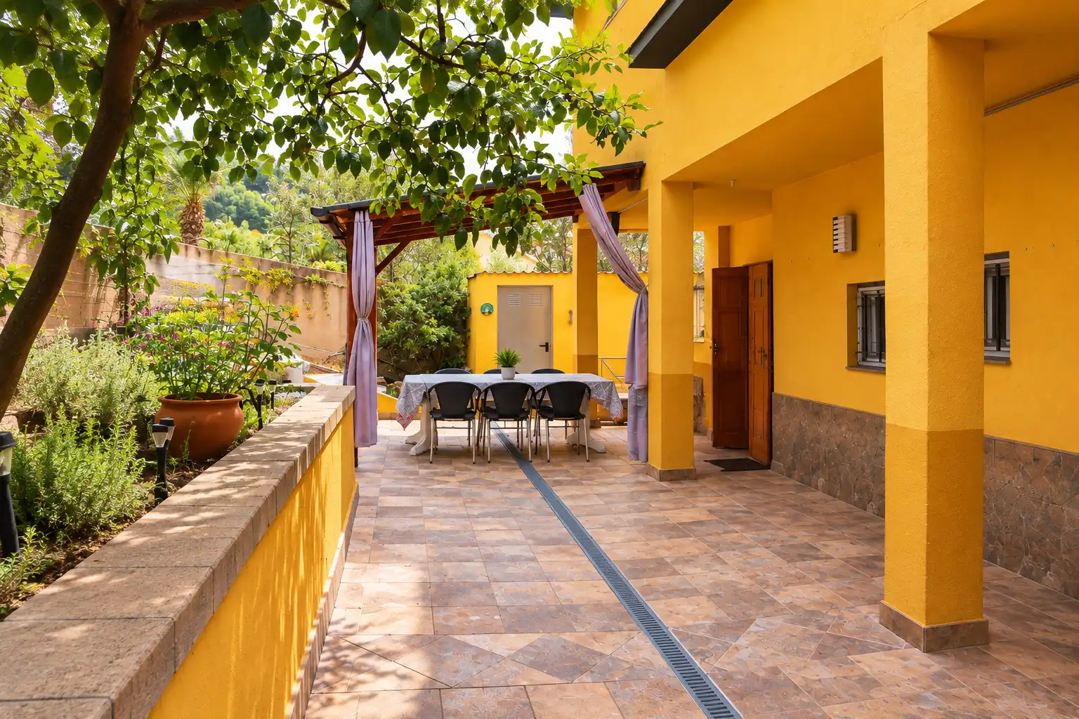 Maison avec terrasse à vendre à Via Doctor Josep Maria Tarruella, imagen 4
