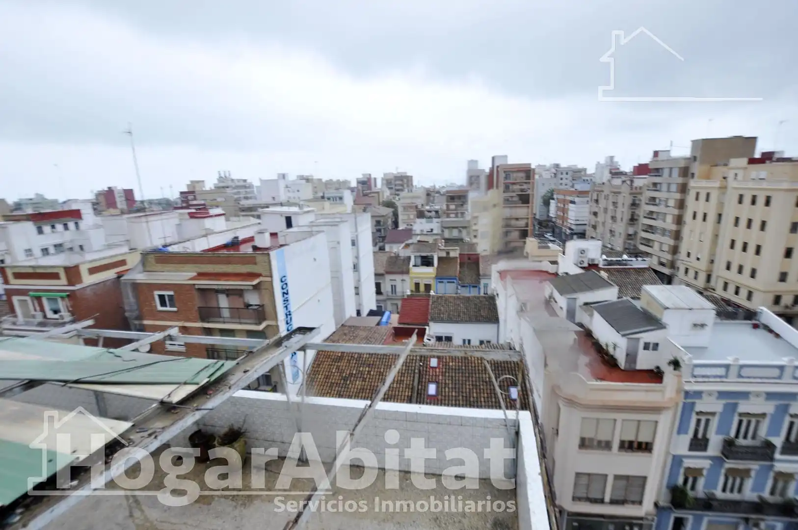 Vista exterior de Pis en venda en Valencia amb Aire condicionat, Moblat i Balcó