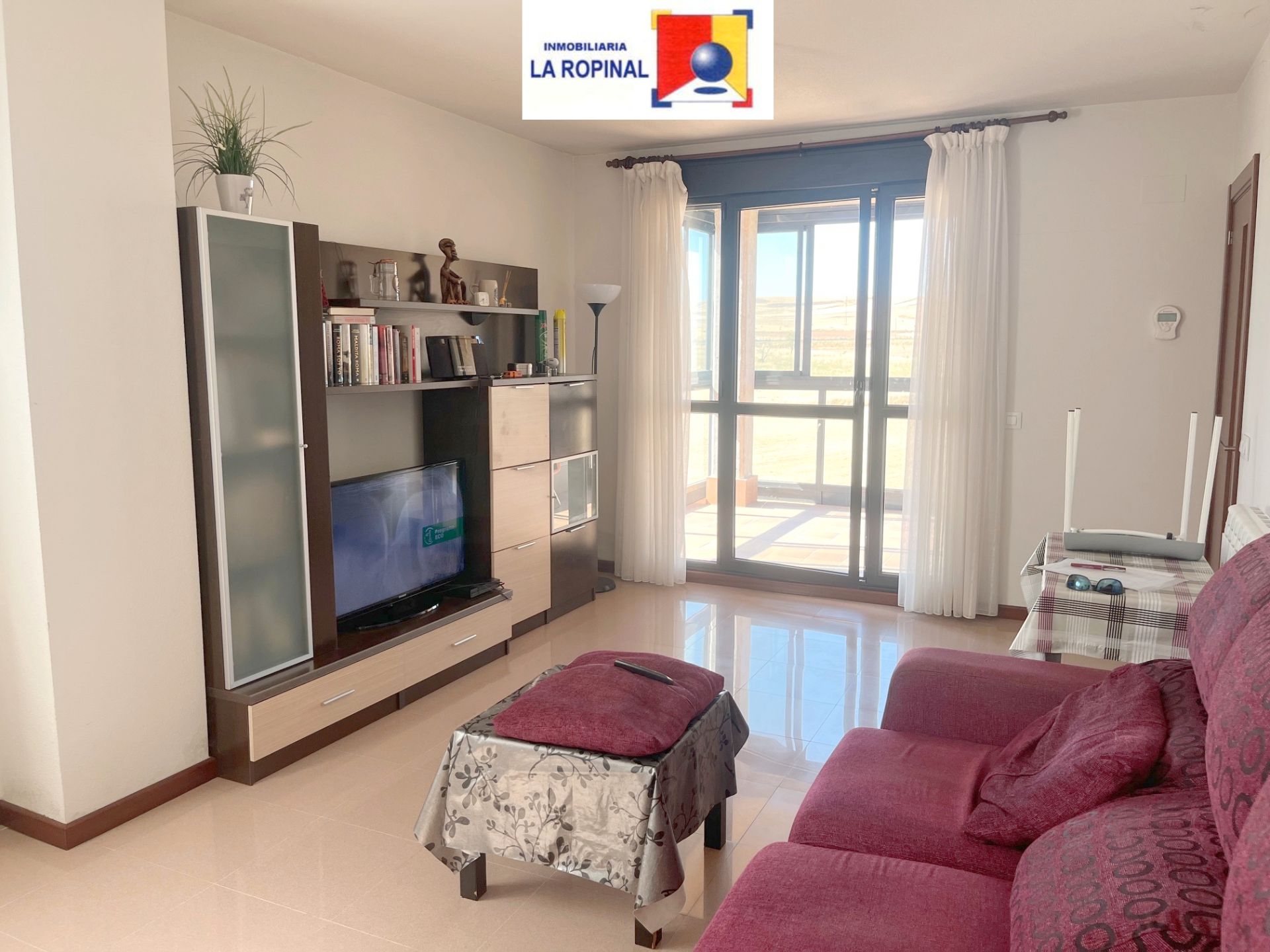 Living room of Flat for sale in Salamanca Capital  with Heating, Terrace and Storage room