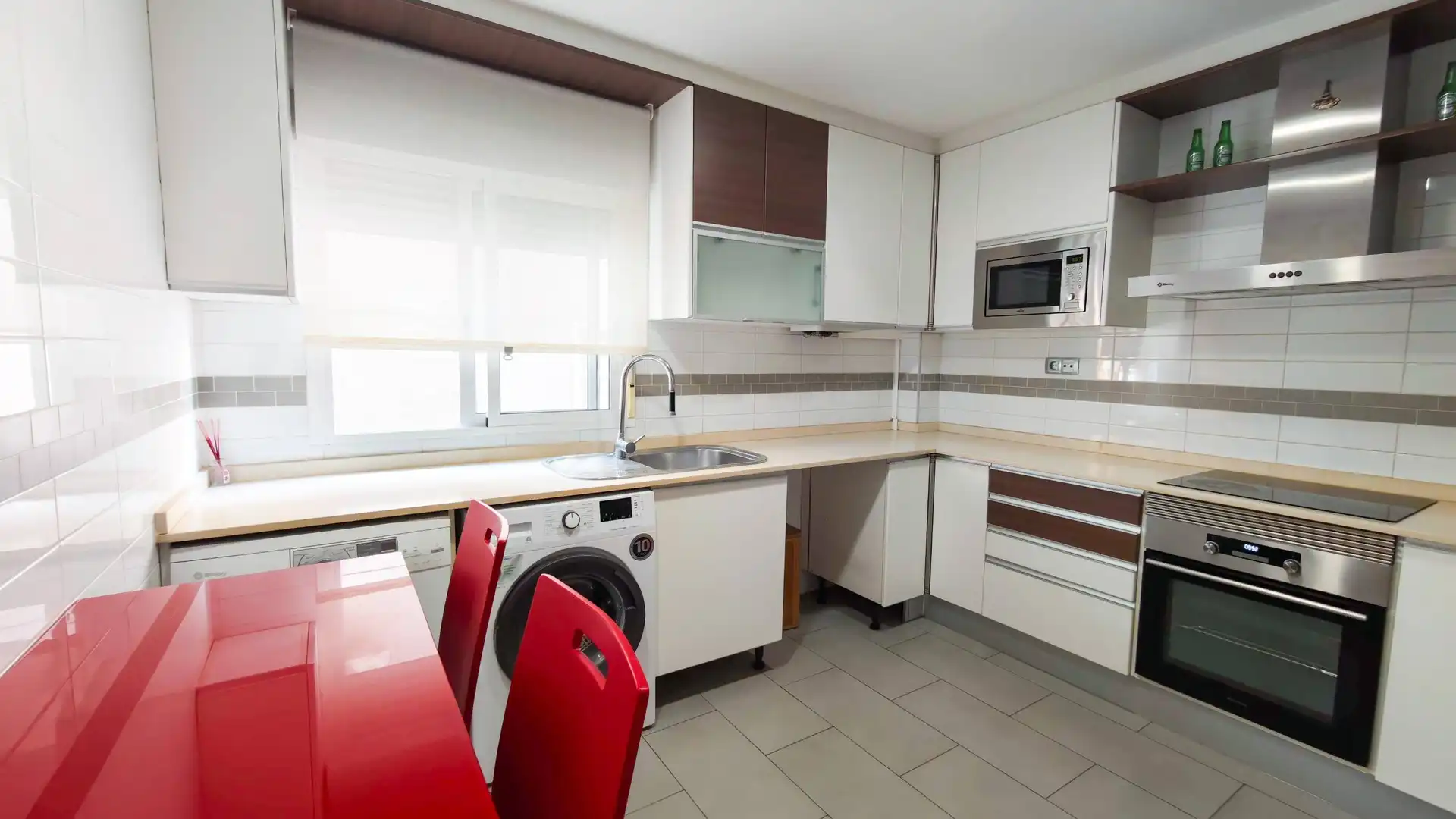 Cocina de Piso de alquiler en Elche / Elx con Aire acondicionado, Trastero y Amueblado