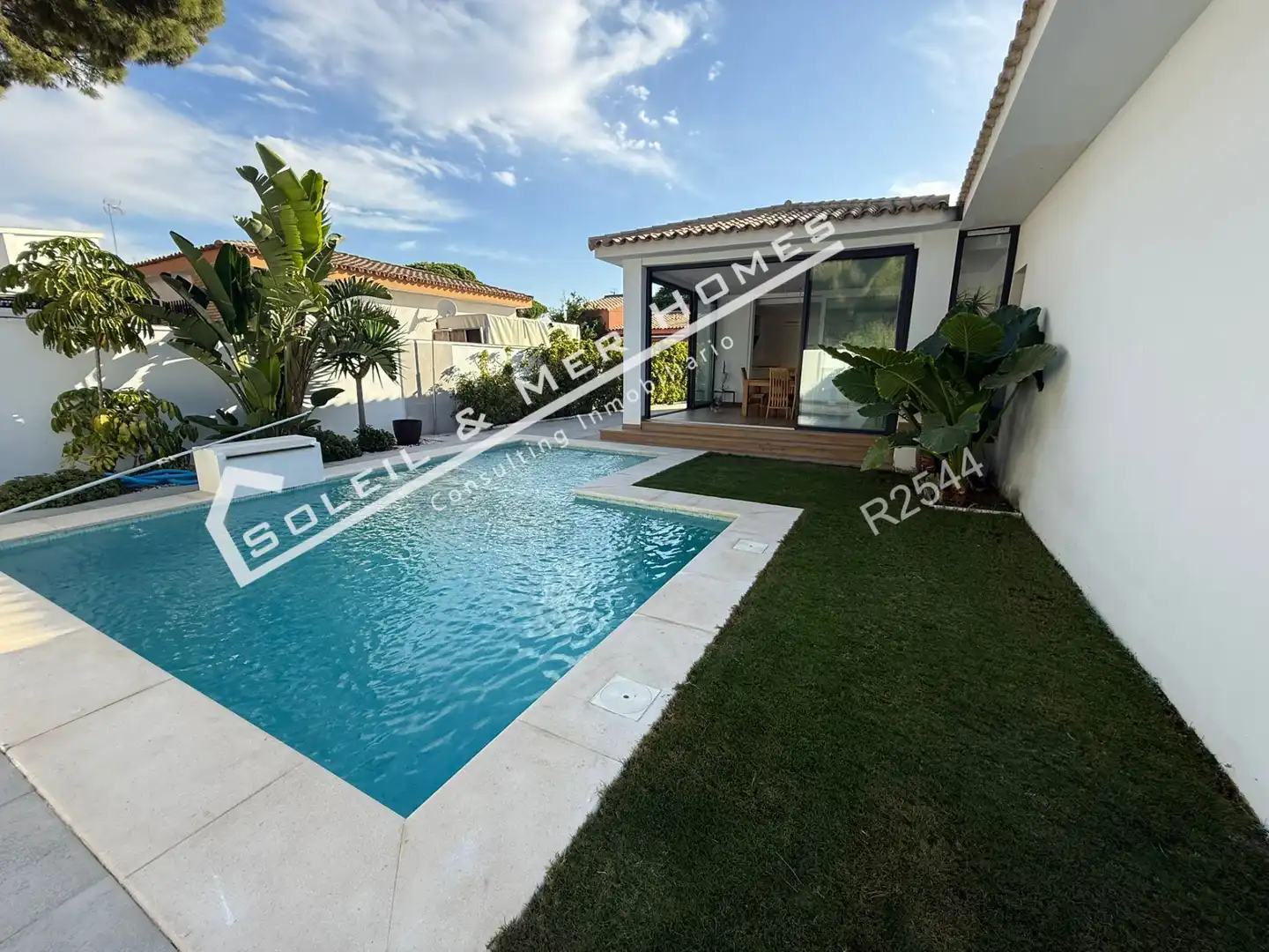 Vista exterior de Casa o xalet en venda en El Puerto de Santa María