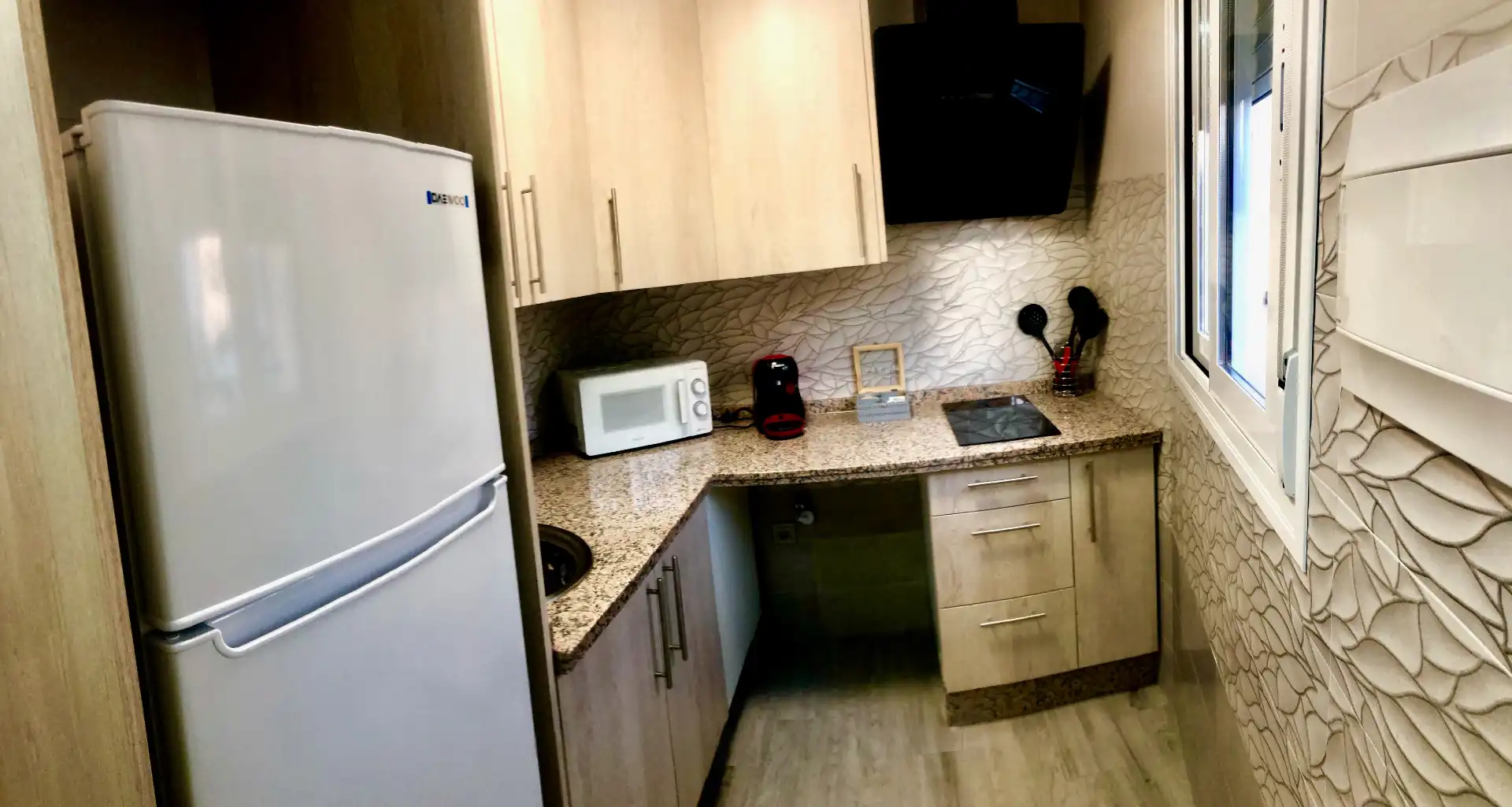 Cuina de Apartament de lloguer en Trujillo amb Aire condicionat, Calefacció i Moblat