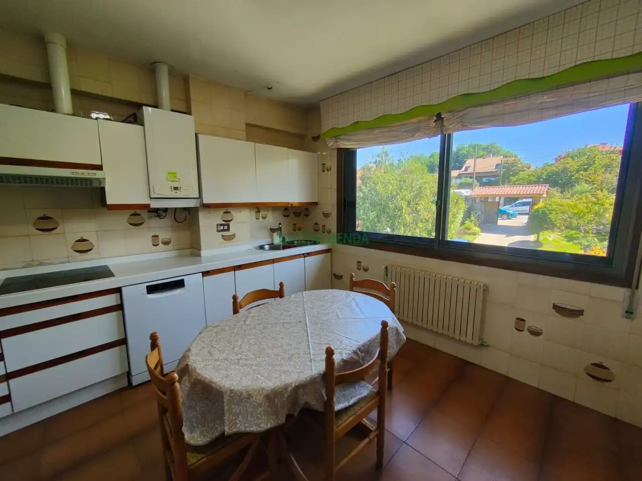 Cocina de Casa o chalet en venta en Vigo  con Calefacción, Jardín privado y Terraza