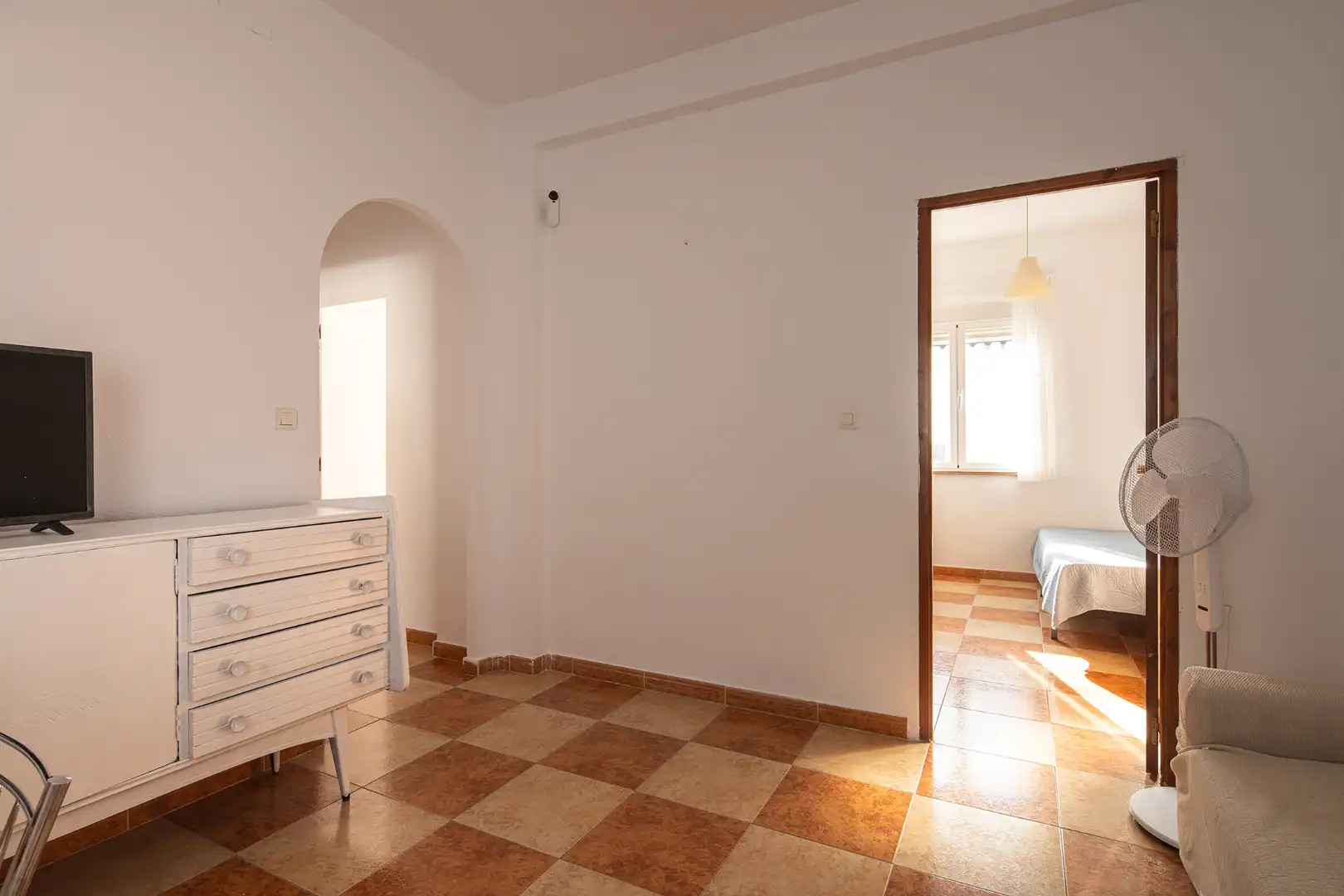 Schlafzimmer von Wohnung zum Verkauf in Granada mit Parkett, Möbliert und Ofen