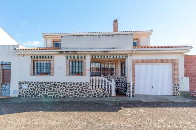 Casa-chalet en Venta en San Martín de Montalbán