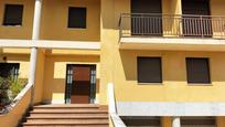 Exterior view of Single-family semi-detached for sale in Valladolid Capital  with Terrace and Balcony