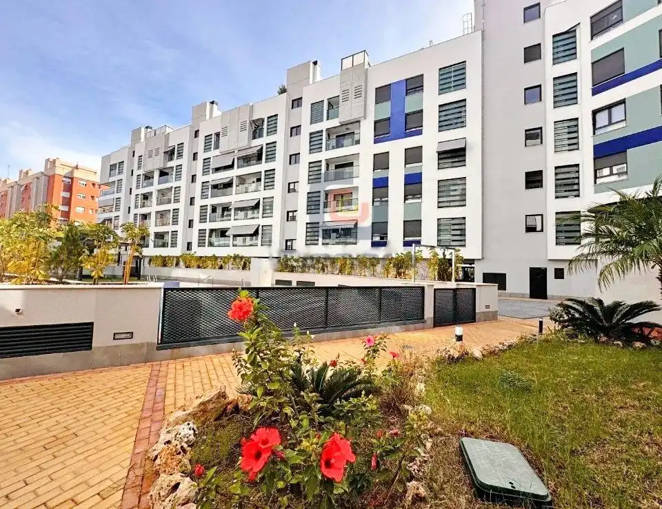 Attico con piscina in vendita a Garbinet - Vistahermosa, imagen 2
