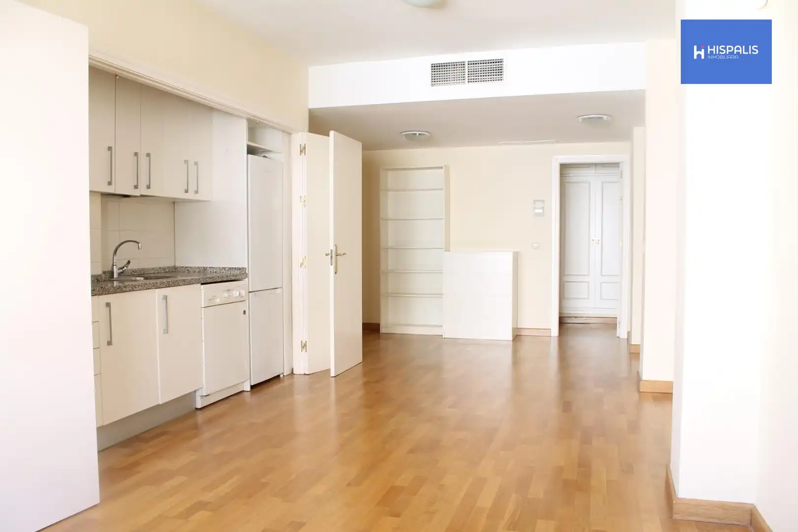 Study for sale in Sevilla  with Air Conditioner and Heating
