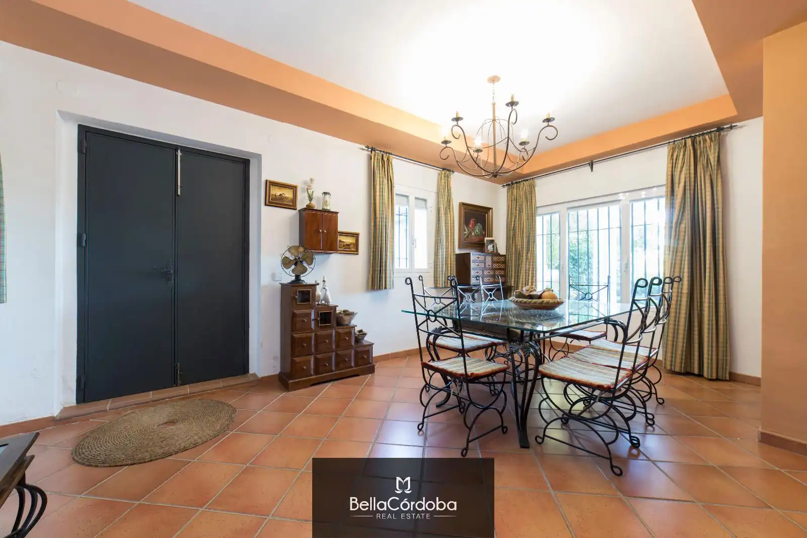 Dining room of Houses for sale in Córdoba  with Air Conditioner, Heating and Terrace