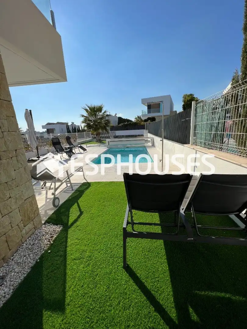 Casa a schiera con terrazza in vendita a Golf Bahía, imagen 9