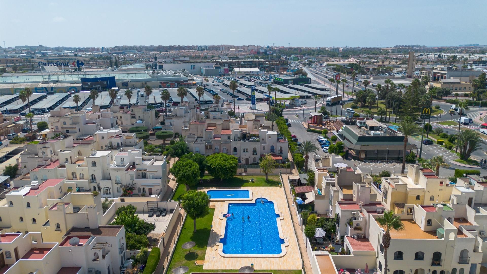 Exterior view of House or chalet for sale in Torrevieja  with Private garden, Storage room and Community pool