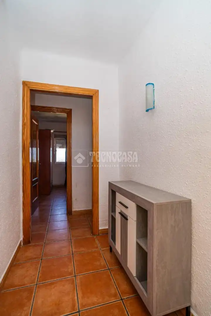 Flat for sale in Linares