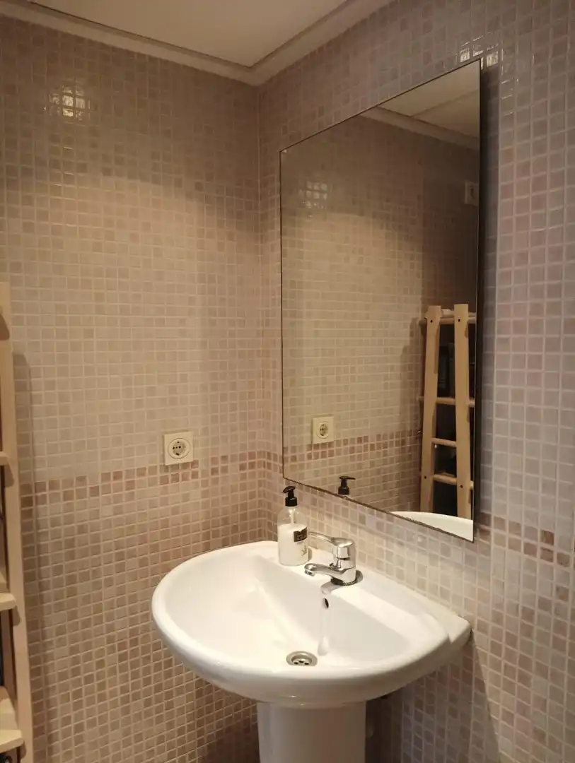Baño de Apartamento de alquiler en Murcia con Calefacción, Trastero y Amueblado