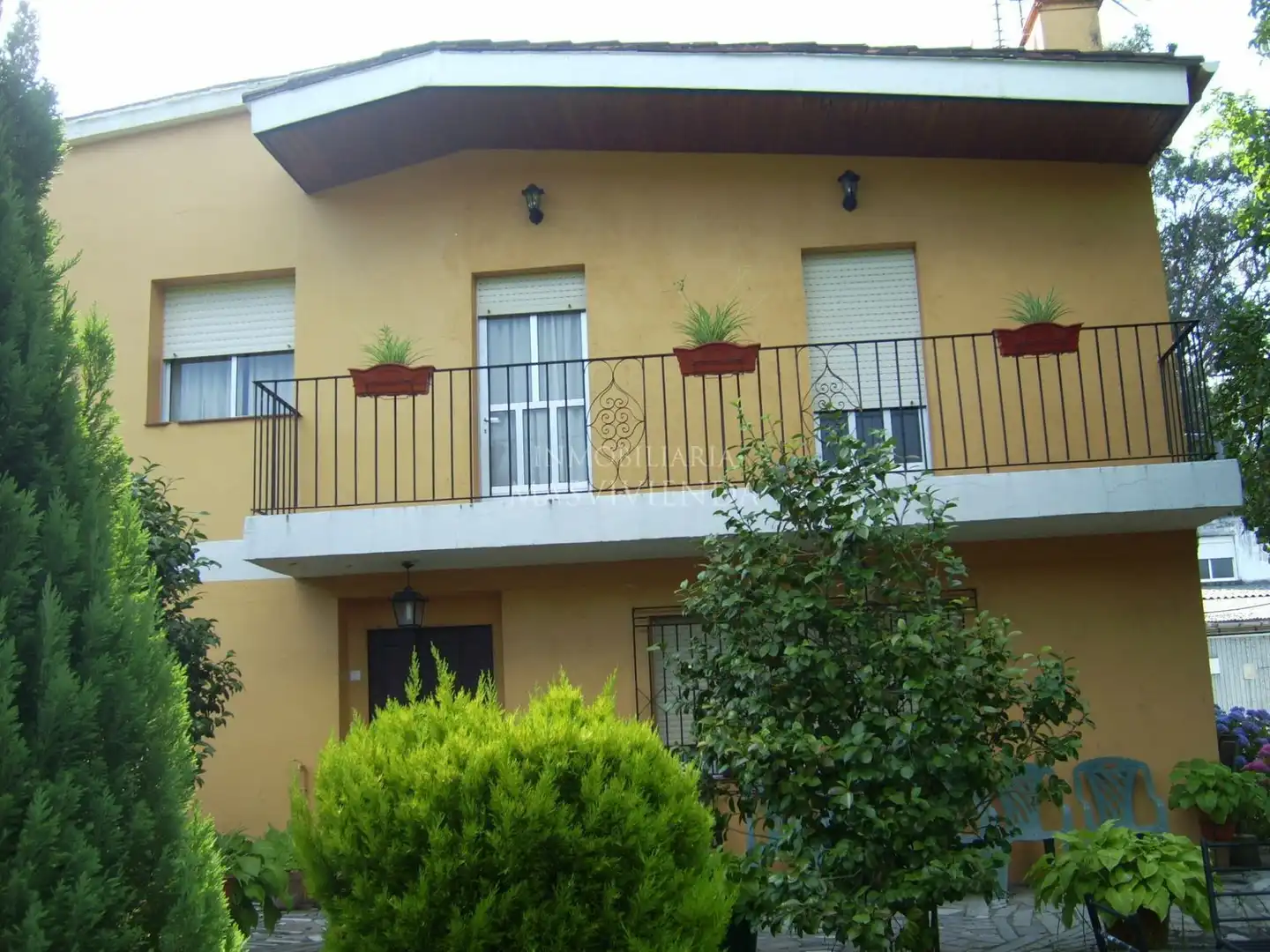 Vista exterior de Casa o chalet en venta en Leiro con Aire acondicionado, Terraza y Trastero