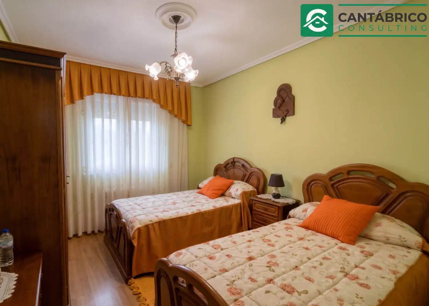 Bedroom of Houses for sale in Navia  with Heating and Furnished
