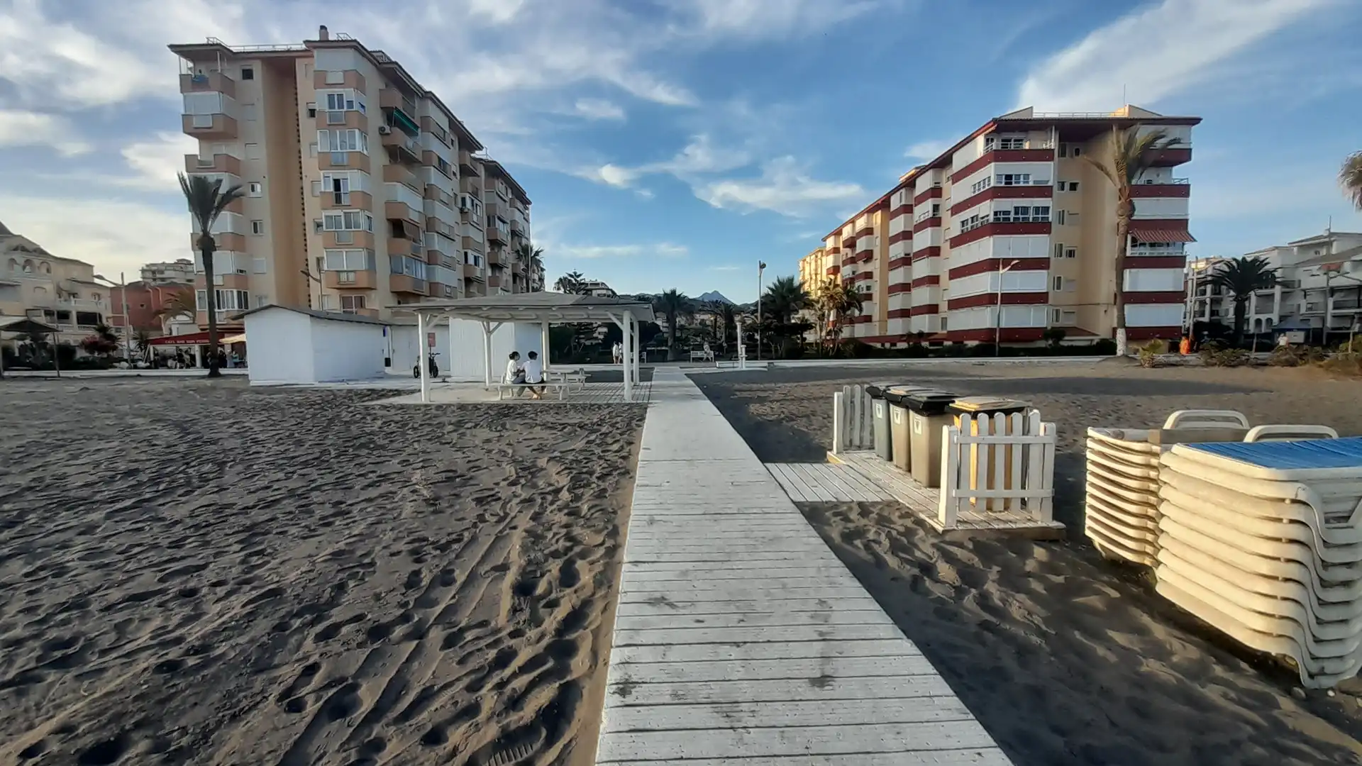 Apartament amb piscina en venda a Avenida Costa del Sol 6, imagen 3
