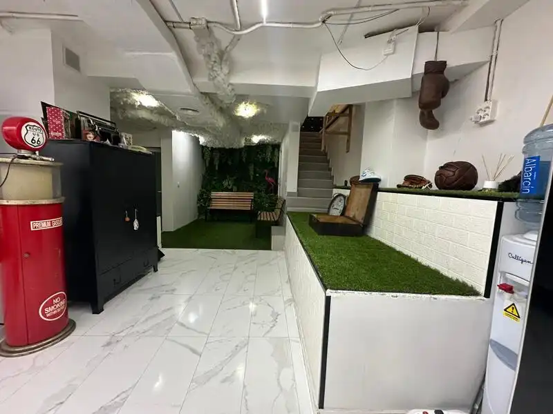 Ground floor for rent in Madrid  with Air Conditioner and Heating