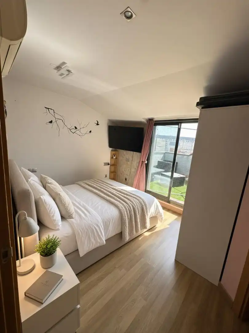 Duplex with lift for sale in Carrer de Güell i Ferrer 129, imagen 7