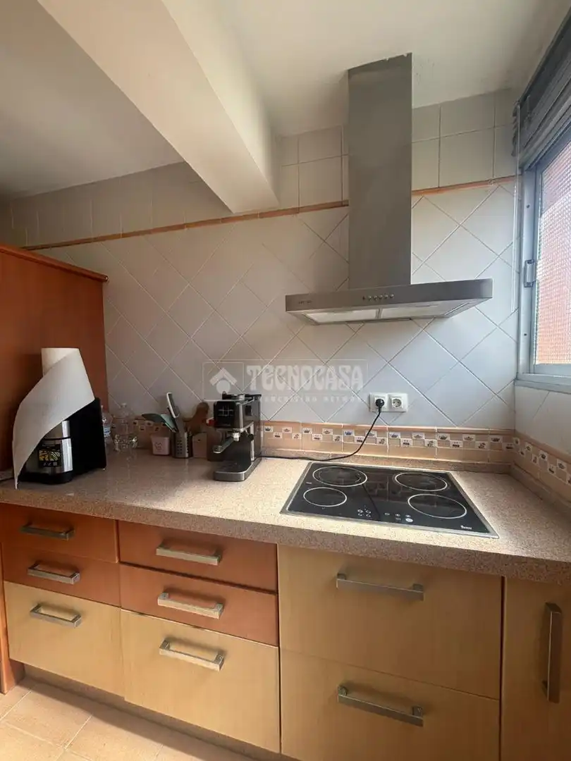 Cocina de Piso en venta en Alcalá de Guadaira con Aire acondicionado