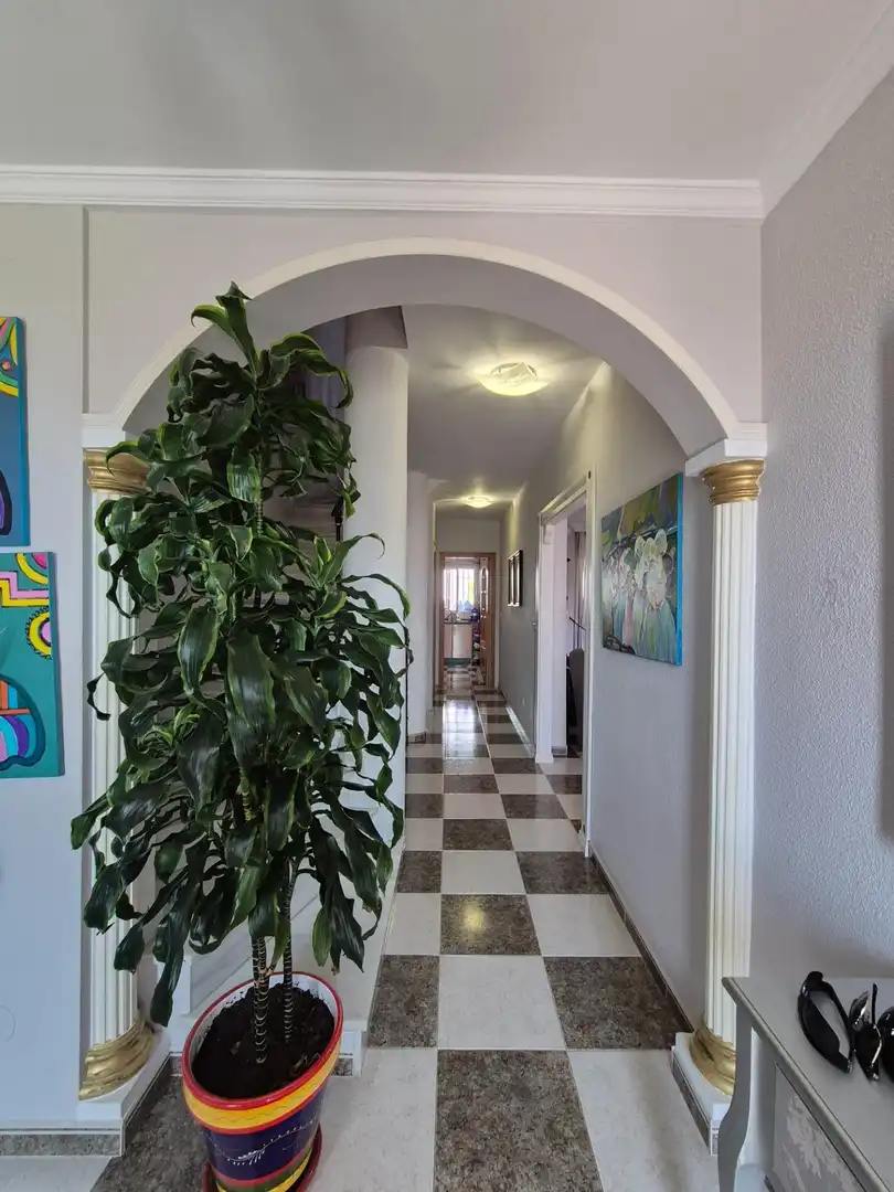Casa adosada en venta en Almuñécar con Terraza, Balcón y Piscina comunitaria