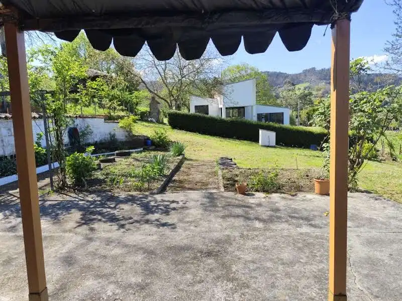 Jardín de Residencial en venta en Candamo