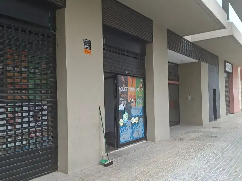 Local de lloguer en Badalona amb Alarma