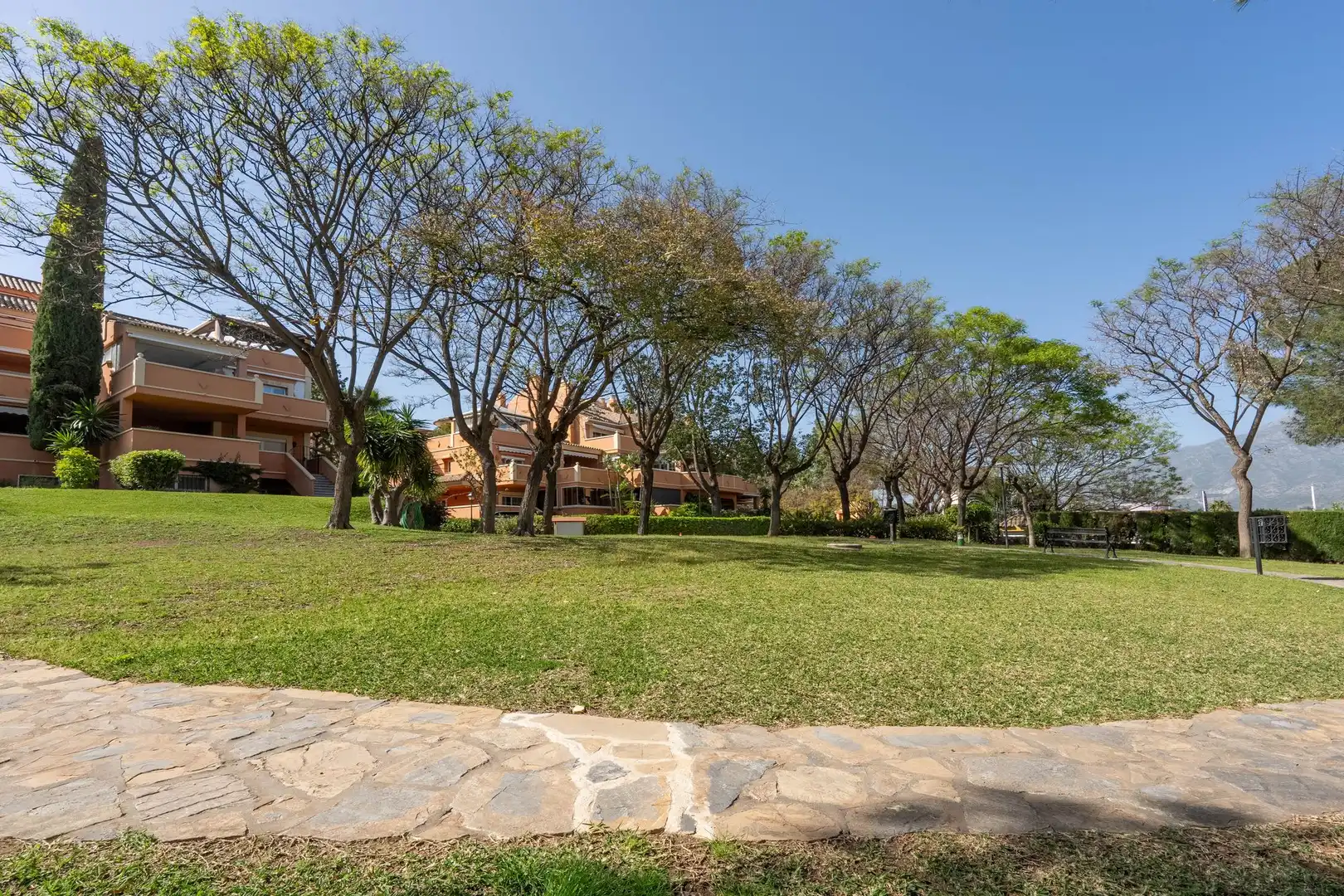 Ático con terraza en venta en Nueva Andalucía, imagen 40