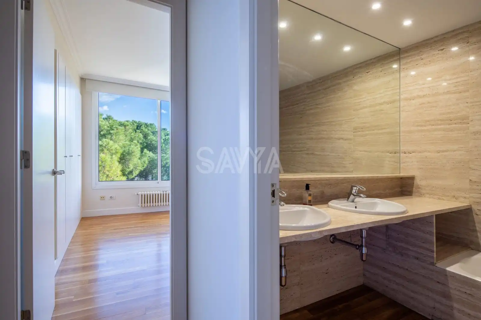 Baño de Casa o chalet de alquiler en Barcelona con Aire acondicionado, Calefacción y Parquet