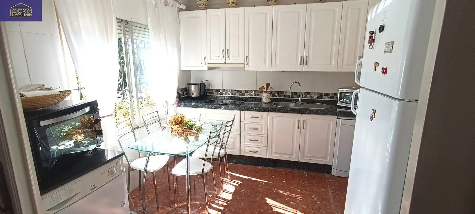 Kitchen of Houses for sale in Córdoba  with Air Conditioner, Heating and Private garden