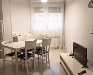 Sala d'estar de Pis de lloguer en  Lleida Capital amb Calefacció, Moblat i Forn