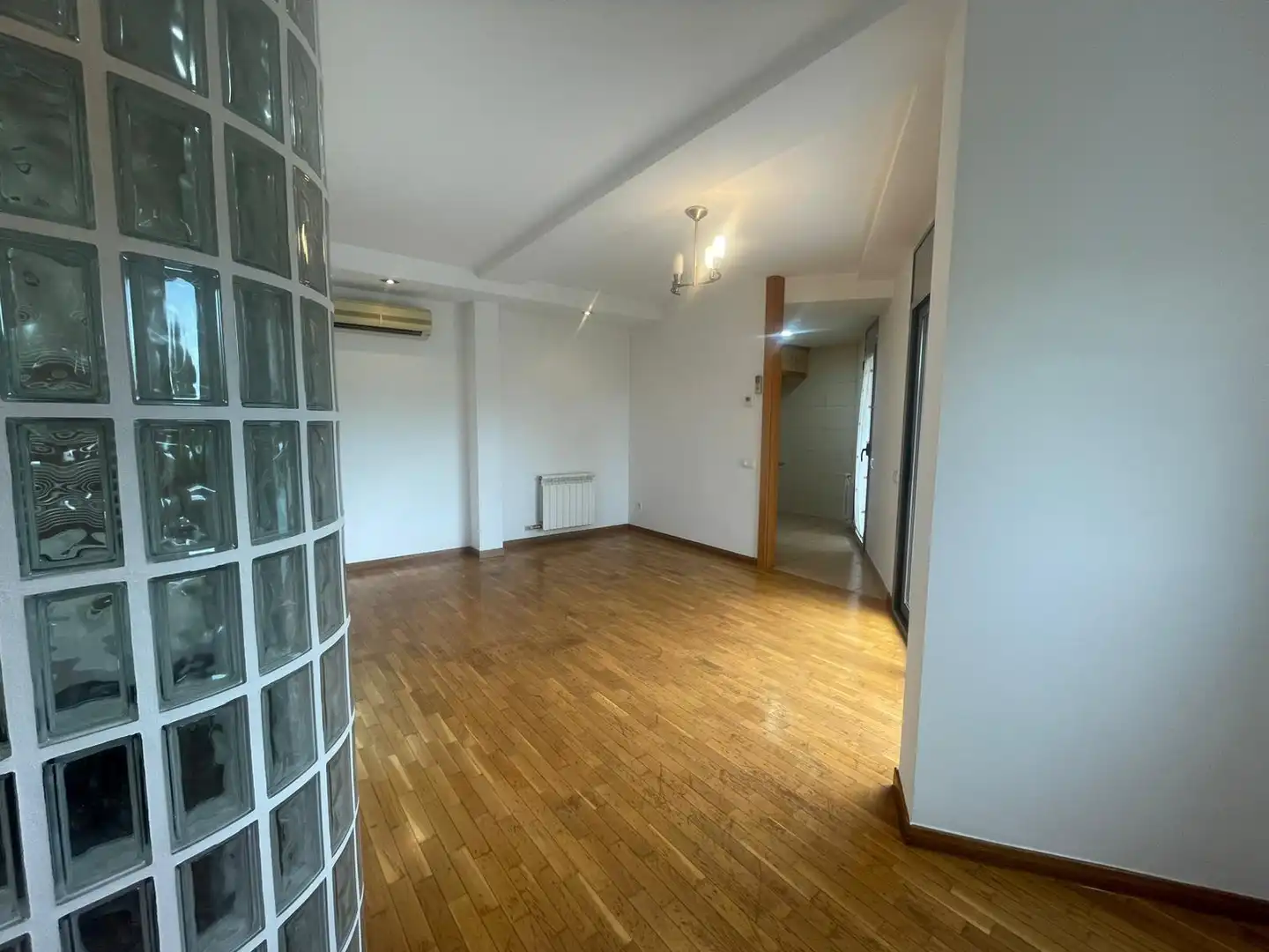 Piso en venta en Rubí con Aire acondicionado, Calefacción y Balcón