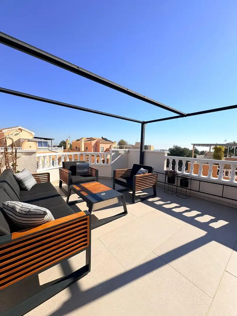Terrassa de Casa o xalet en venda en Orihuela amb Aire condicionat, Terrassa i Moblat