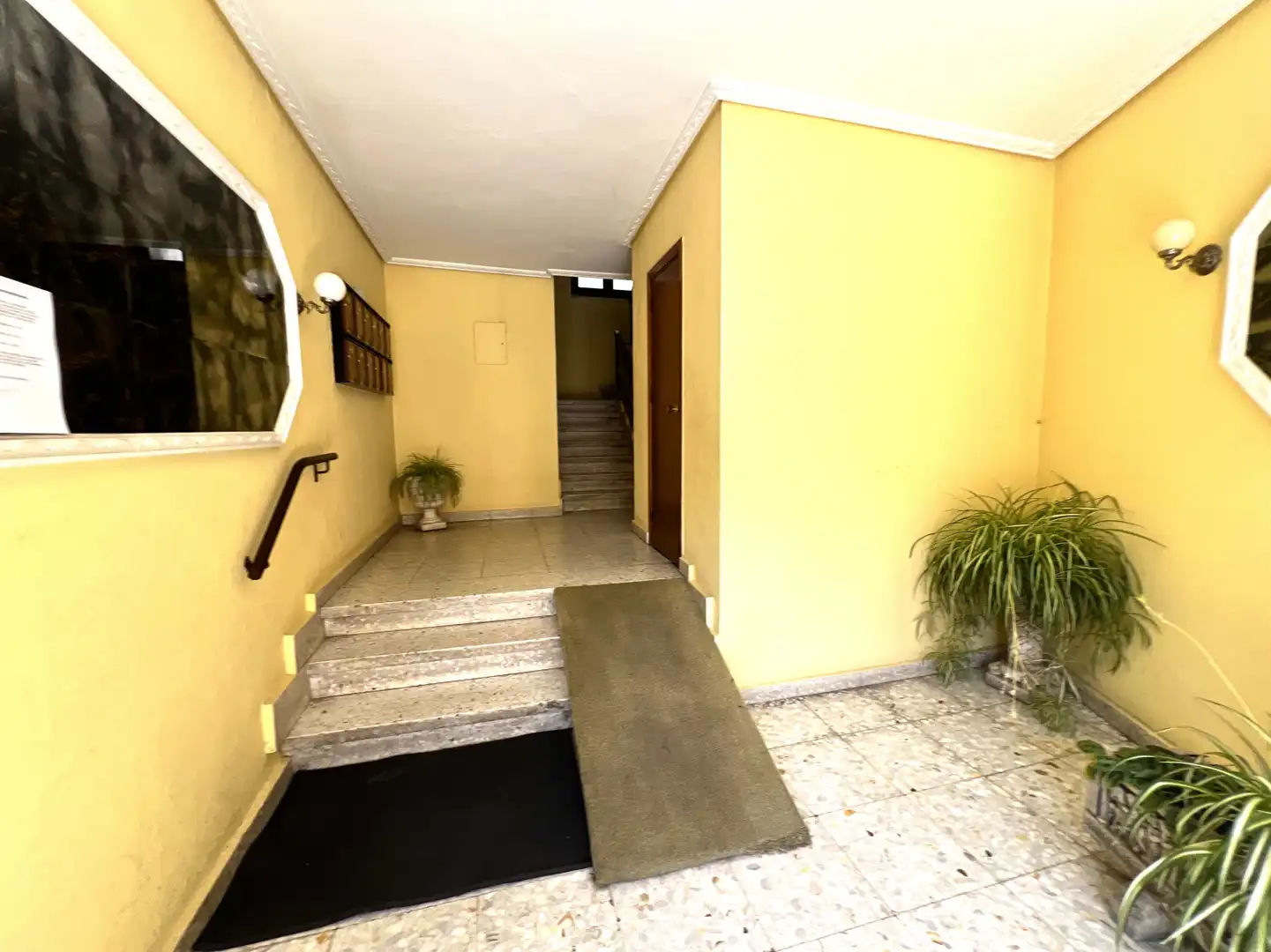 Piso en venta en Cabezón de la Sal con Calefacción, Parquet y Amueblado