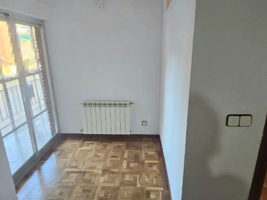 Dormitori de Pis en venda en Leganés amb Terrassa i Balcó