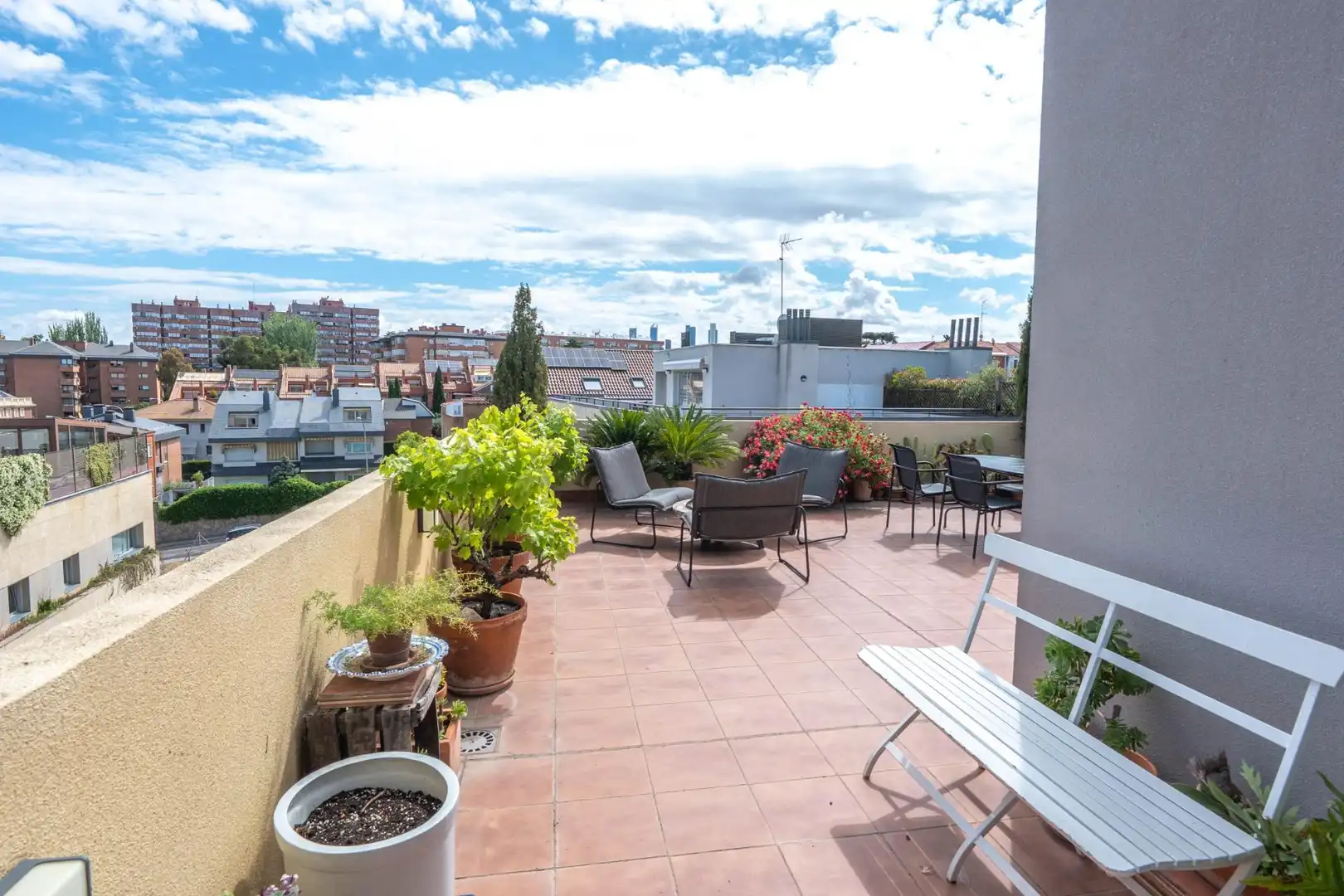 Terrasse von Haus oder Chalet zum Verkauf in Madrid mit Klimaanlage, Heizung und Privatgarten